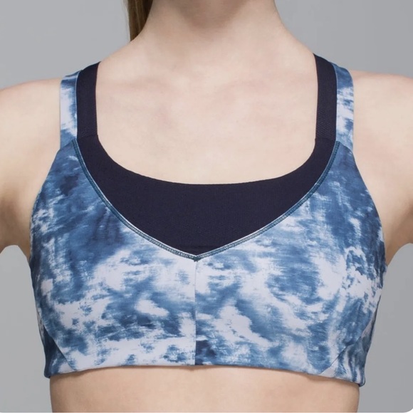Lululemon On Your Way Sports Bra Size 8 - Picture 16 of 16